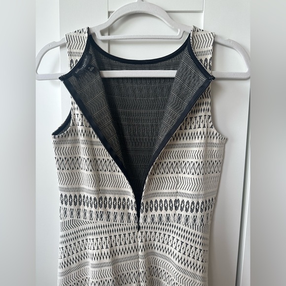 Banana Republic A-Line Print Dress - Size 0 - Picture 3 of 3